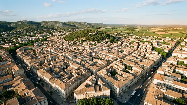 Vue aérienne — Gard — illustration, ne représente aucun établissement