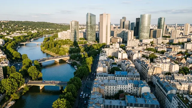 Vue aérienne — Hauts-de-Seine — illustration, ne représente aucun établissement